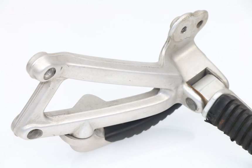 photo de PLATINE CALE PIED ARRIERE GAUCHE DUCATI ST2 944 (1997 - 2003)
