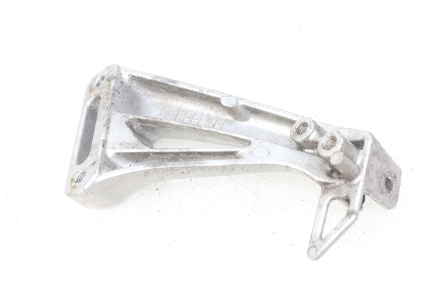 photo de PLATINE CALE PIED ARRIERE GAUCHE SUZUKI SV S 650 (1999 - 2002)