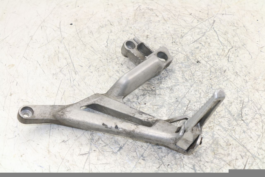 photo de PLATINE CALE PIED ARRIERE GAUCHE HONDA VFR 750 (1994 - 1997)