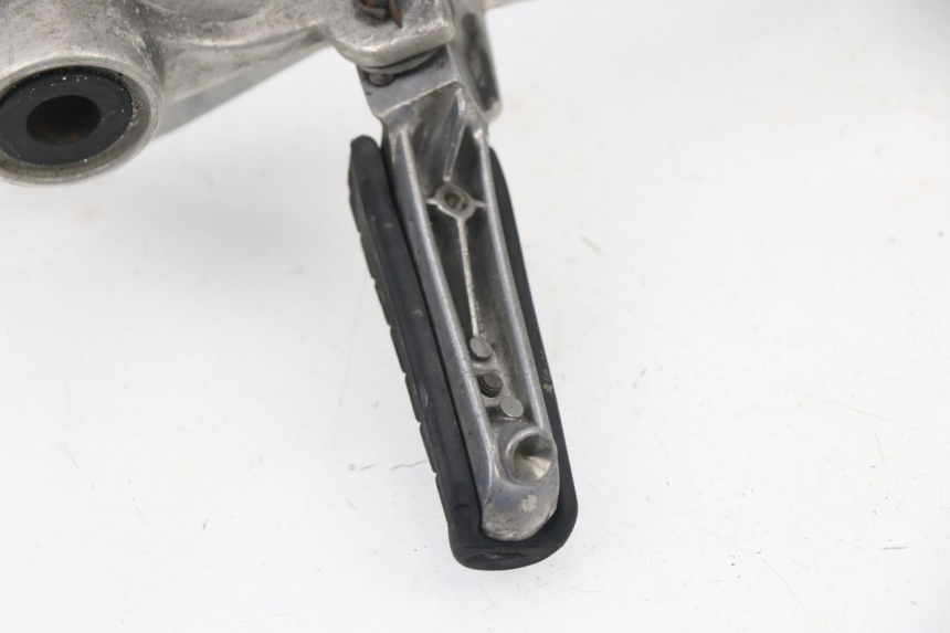 photo de PLATINE CALE PIED ARRIERE GAUCHE YAMAHA TDM 3VD 850 (1991 - 1995)