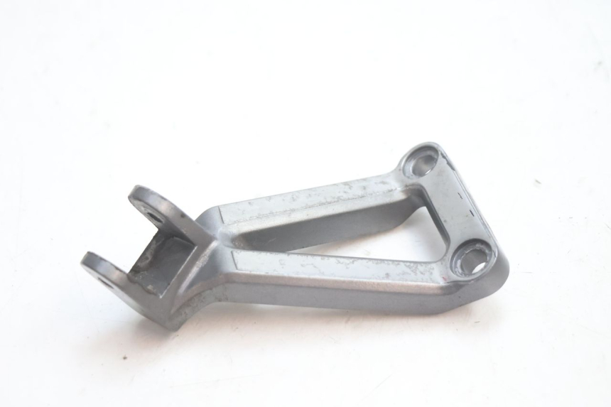 photo de PLATINE CALE PIED ARRIERE GAUCHE KAWASAKI ZX-6R ZX6R 600 (1995 - 1997) - Zoom état d’usage