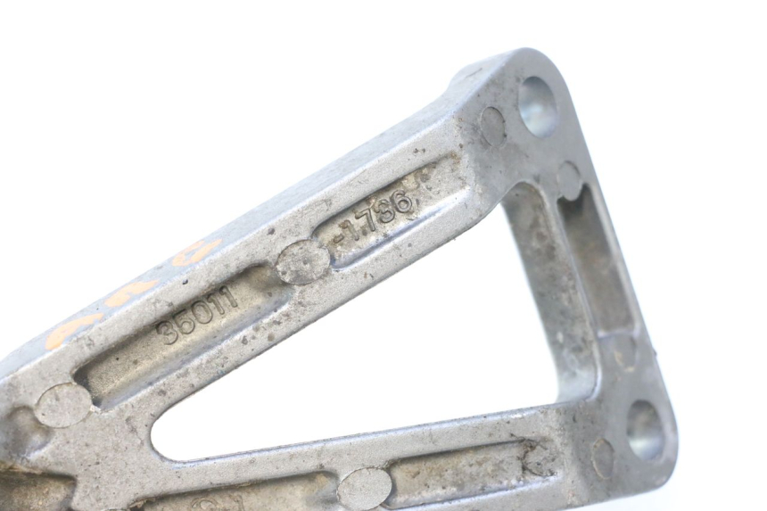 photo de PLATINE CALE PIED ARRIERE GAUCHE KAWASAKI ZX-6R ZX6R 600 (1995 - 1997) - Détail de la pièce