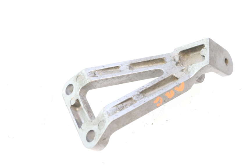 photo de PLATINE CALE PIED ARRIERE GAUCHE KAWASAKI ZX-6R ZX6R 600 (1995 - 1997) - Autre angle de vue