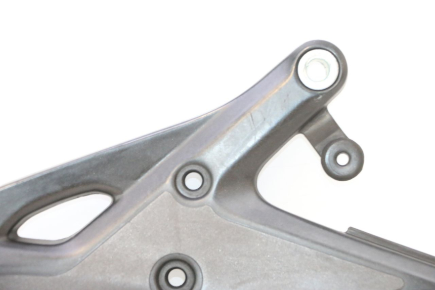 photo de PLATINE CALE PIED AVANT DROIT KAWASAKI ER-6 ER6 F ABS 650 (2012 - 2016) - Vue produit
