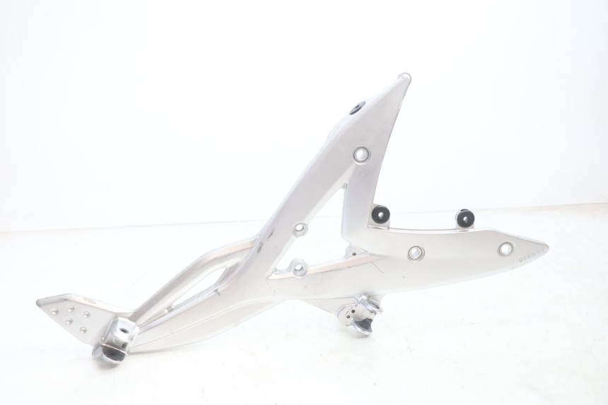 photo de PLATINE CALE PIED AVANT DROIT KAWASAKI ER-6 ER6 N 650 (2005 - 2009) - Vue principale