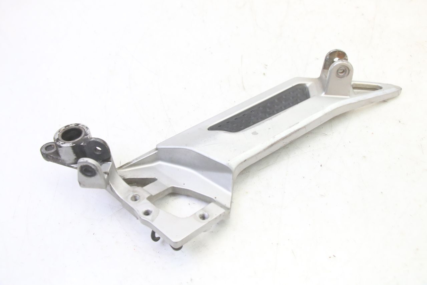 photo de PLATINE CALE PIED AVANT DROIT YAMAHA FJR ABS 1300 (2006 - 2012)