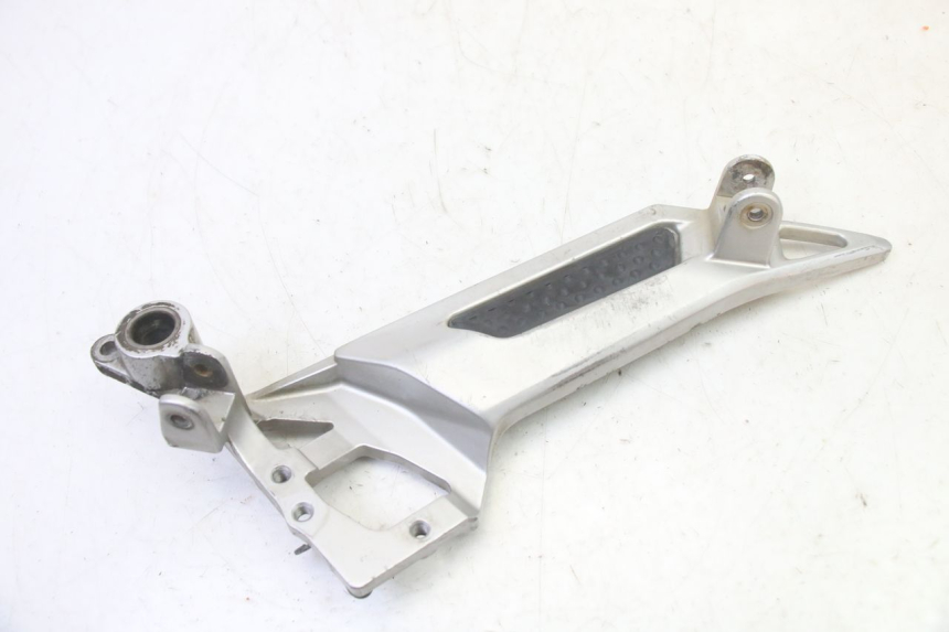 photo de PLATINE CALE PIED AVANT DROIT YAMAHA FJR ABS 1300 (2006 - 2012)