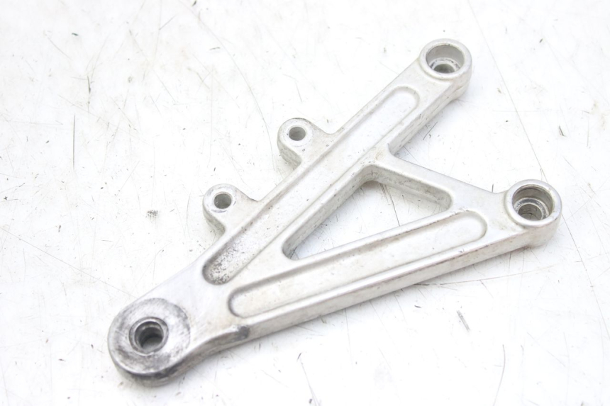 photo de PLATINE CALE PIED AVANT DROIT DERBI GPR 50 (2004 - 2009)