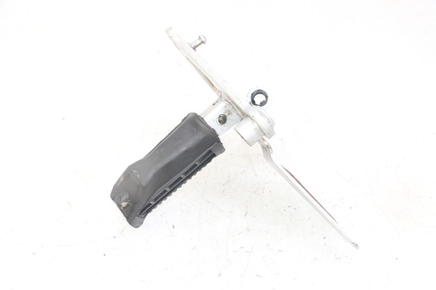 photo de PLATINE CALE PIED AVANT DROIT SUZUKI GS GSE 500 (2001 - 2003)