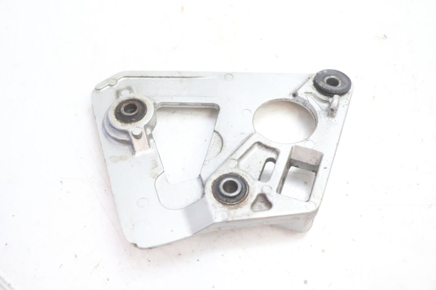 photo de PLATINE CALE PIED AVANT DROIT SUZUKI GSX F GSXF 750 (1988 - 1998) - Zoom état d’usage