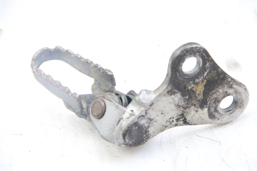 photo de PLATINE CALE PIED AVANT DROIT HONDA CRF CR-F 100 (2004 - 2013)