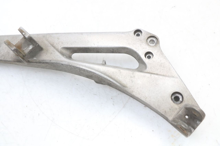 photo de PLATINE CALE PIED AVANT DROIT HONDA NTV DEAUVILLE 650 (1998 - 2001)