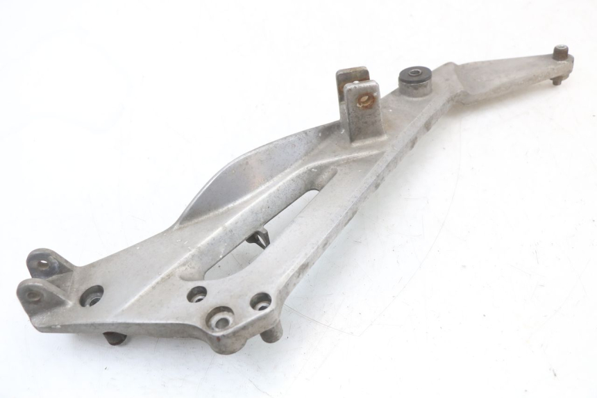 photo de PLATINE CALE PIED AVANT DROIT HONDA NTV DEAUVILLE 650 (1998 - 2001)