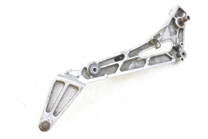 photo de PLATINE CALE PIED AVANT DROIT HONDA NTV DEAUVILLE 650 (1998 - 2001)