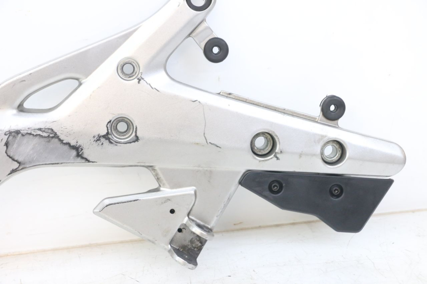 photo de PLATINE CALE PIED AVANT DROIT KAWASAKI ER-6 ER6 N 650 (2012 - 2016)