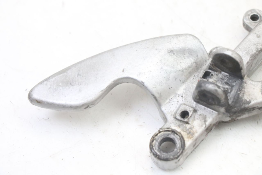 photo de PLATINE CALE PIED AVANT DROIT APRILIA RS 50 (1999 - 2005)