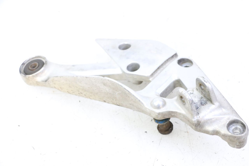 photo de PLATINE CALE PIED AVANT DROIT YAMAHA XJN DIVERSION 600 (2000 - 2003)