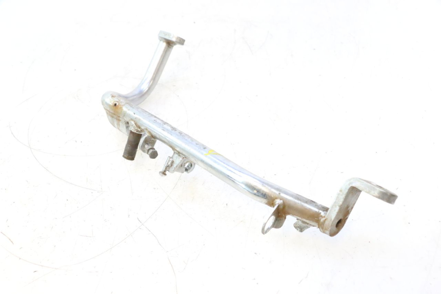 photo de PLATINE CALE PIED AVANT DROIT YAMAHA XV VIRAGO 535 (1988 - 2004) - Gros plan technique