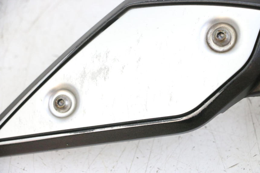 photo de PLATINE CALE PIED AVANT DROIT YAMAHA FZ1 FAZER 1000 (2007 - 2009)