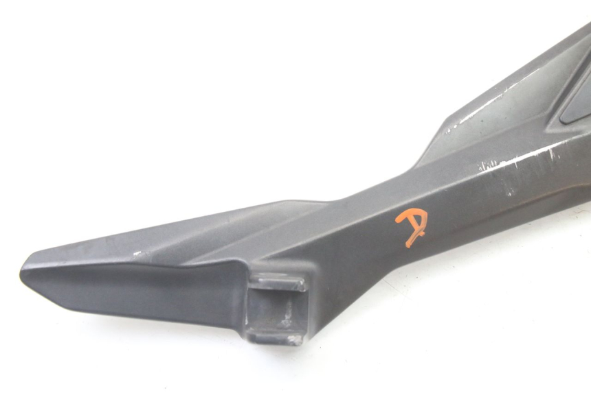 photo de PLATINE CALE PIED AVANT DROIT YAMAHA XJ6 ABS 600 (2008 - 2016)