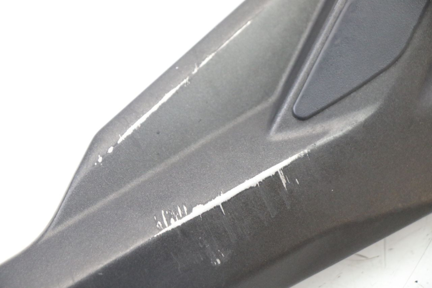 photo de PLATINE CALE PIED AVANT DROIT YAMAHA XJ6 ABS 600 (2008 - 2016)
