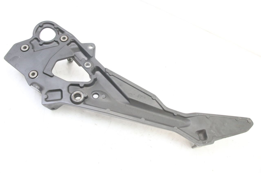 photo de PLATINE CALE PIED AVANT DROIT YAMAHA XJ6 ABS 600 (2008 - 2016)