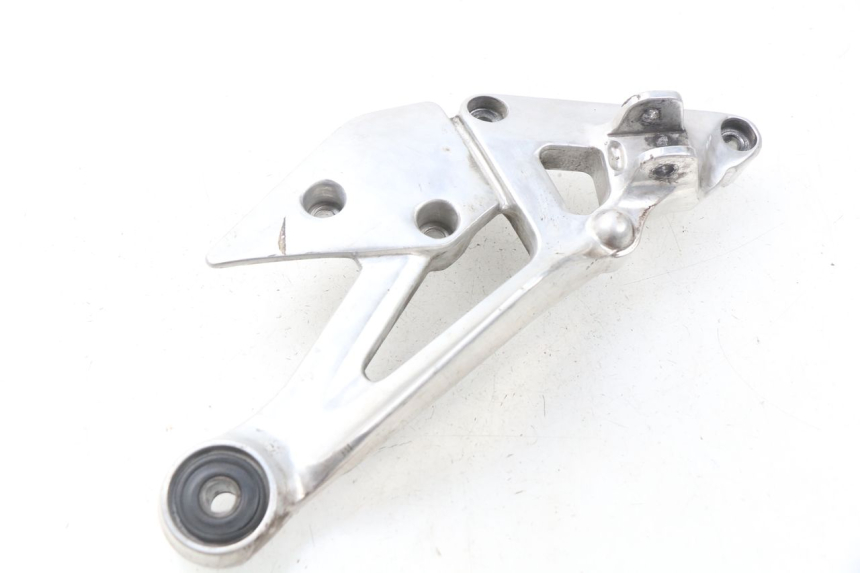photo de PLATINE CALE PIED AVANT DROIT YAMAHA XJ600 XJ DIVERSION 600 (1992 - 1997)