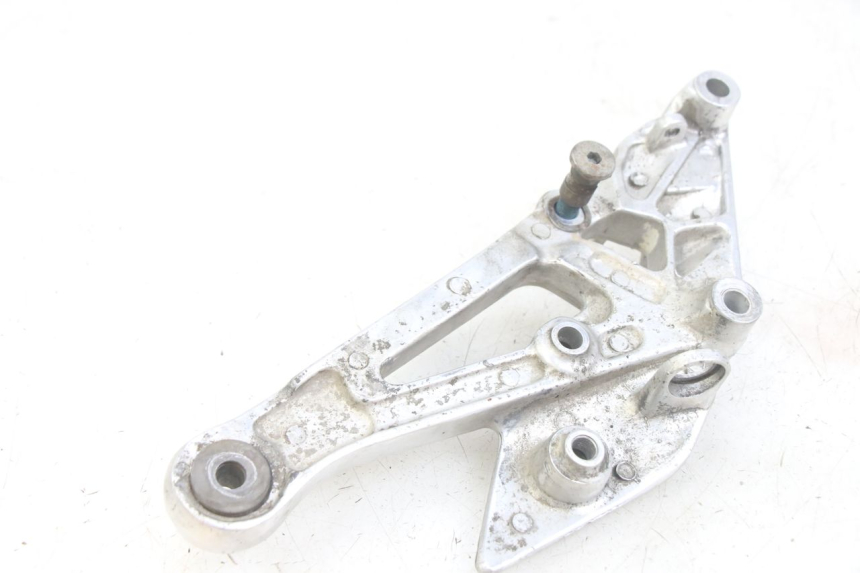 photo de PLATINE CALE PIED AVANT DROIT YAMAHA XJN DIVERSION 600 (2000 - 2003)