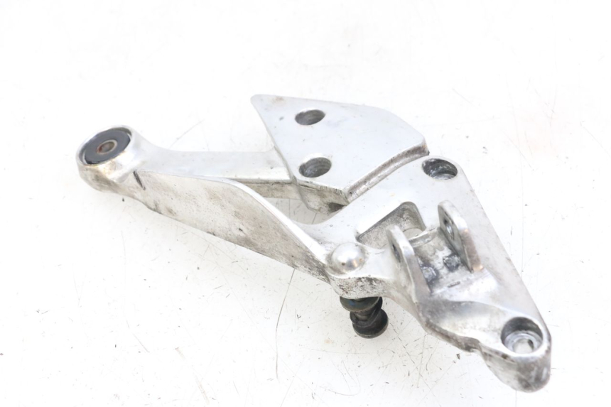 photo de PLATINE CALE PIED AVANT DROIT YAMAHA XJS DIVERSION 600 (1997 - 1999)