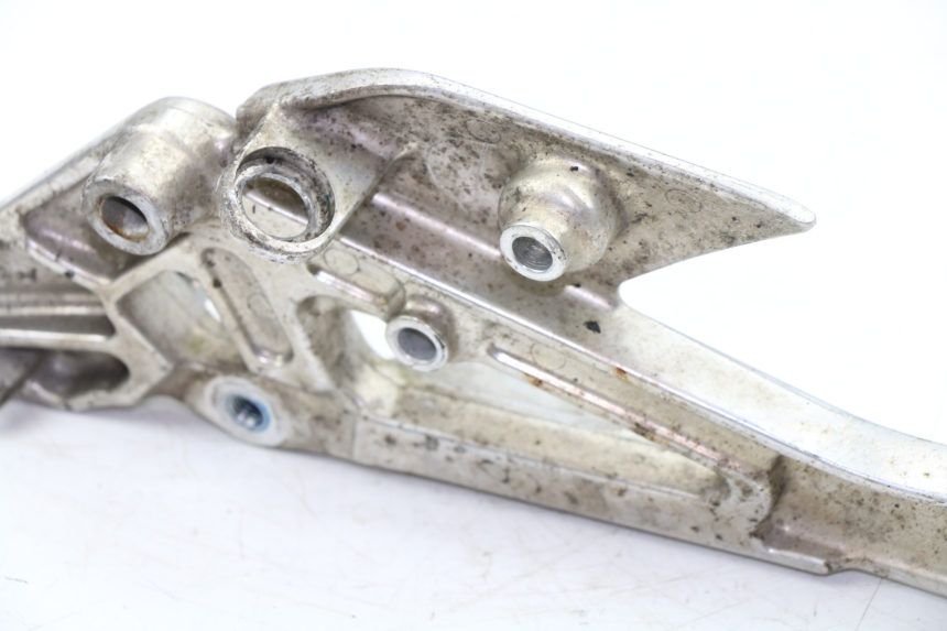 photo de PLATINE CALE PIED AVANT DROIT YAMAHA XJS DIVERSION 600 (2000 - 2003)