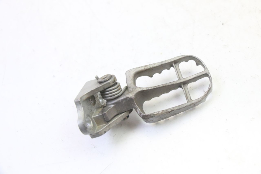 photo de PLATINE CALE PIED AVANT DROIT YAMAHA YZF YZ-F 450 (2014 - 2016)