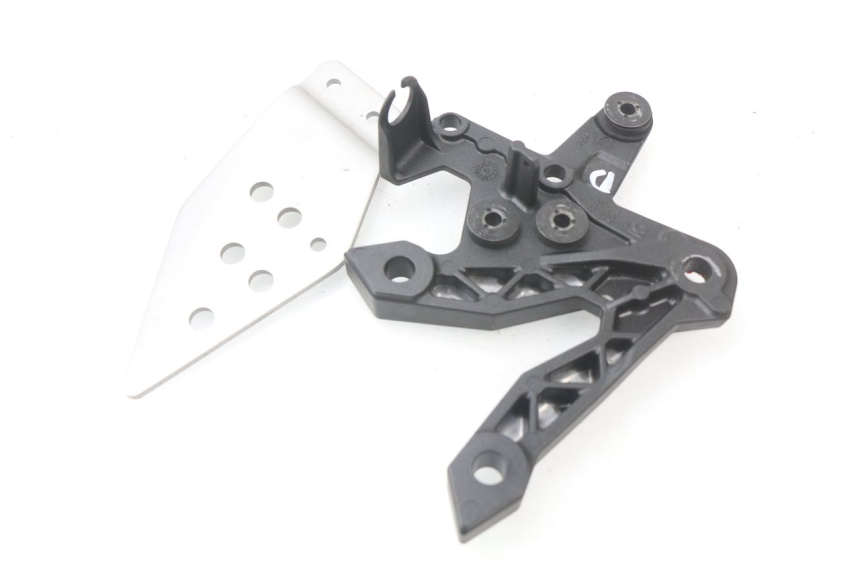 photo de PLATINE CALE PIED AVANT DROIT KAWASAKI Z ABS 750 (2007 - 2013) - Zoom état d’usage