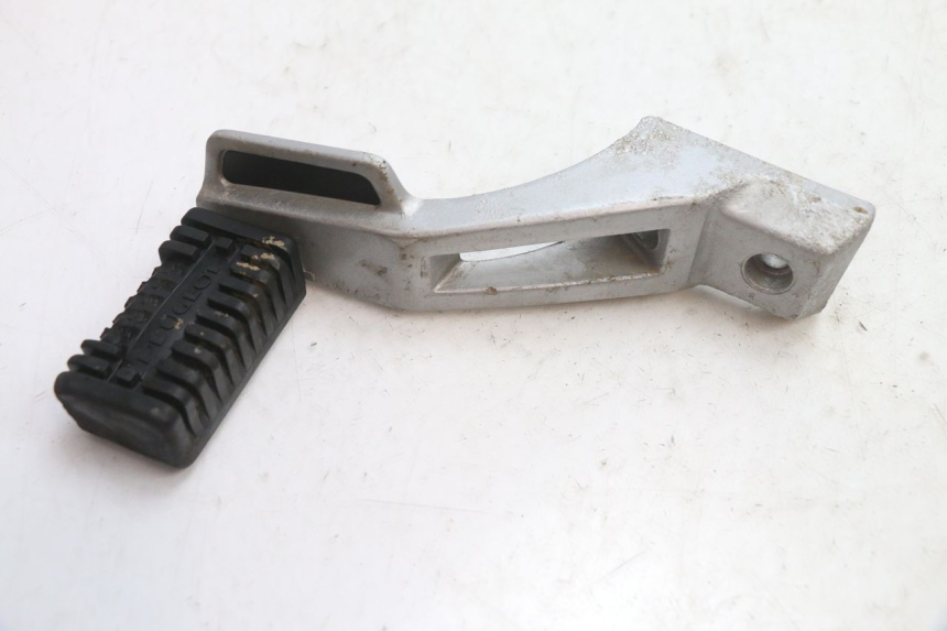 photo de PLATINE CALE PIED AVANT GAUCHE PEUGEOT 103 SPX CLIP 50 (1989 - 1992) - Vue principale