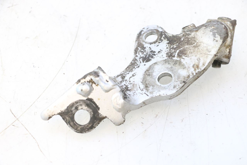 photo de PLATINE CALE PIED AVANT GAUCHE HONDA CRF CR-F 125 (2020 - 2021) - Détail de la pièce