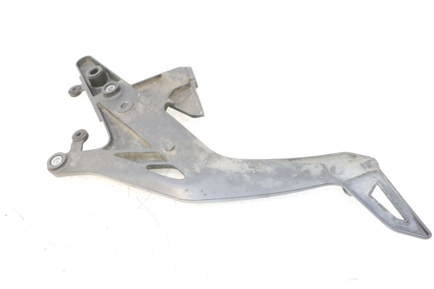 photo de PLATINE CALE PIED AVANT GAUCHE KAWASAKI ER-6 ER6 F ABS 650 (2012 - 2016) - Détail de la pièce