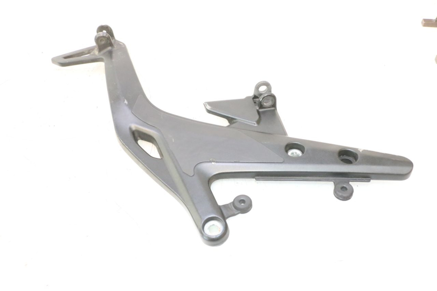 photo de PLATINE CALE PIED AVANT GAUCHE KAWASAKI ER-6 ER6 F ABS 650 (2012 - 2016) - Gros plan technique