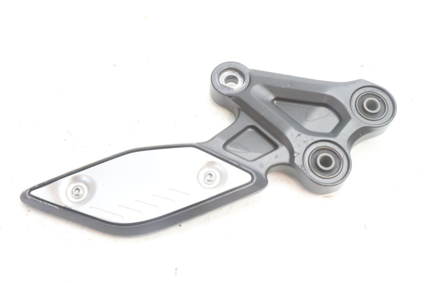 photo de PLATINE CALE PIED AVANT GAUCHE YAMAHA FZ8 800 (2010 - 2016) - Vue d’ensemble