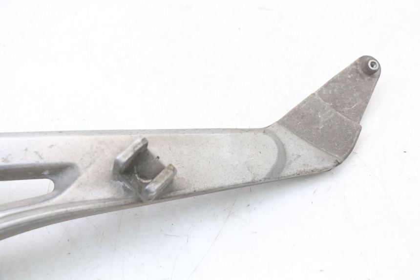 photo de PLATINE CALE PIED AVANT GAUCHE HONDA NTV DEAUVILLE 650 (1998 - 2001)