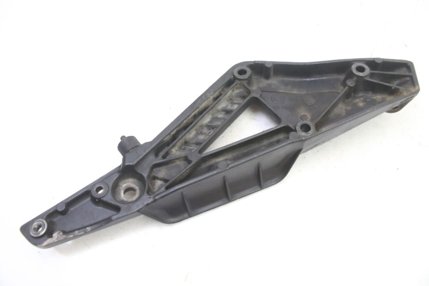 photo de PLATINE CALE PIED AVANT GAUCHE BMW K 75 RT 750 (1989 - 1997)