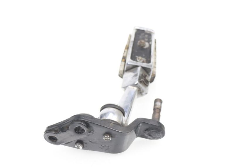 photo de PLATINE CALE PIED AVANT GAUCHE LIFAN ROYAL KING 250 (2011 - 2019)