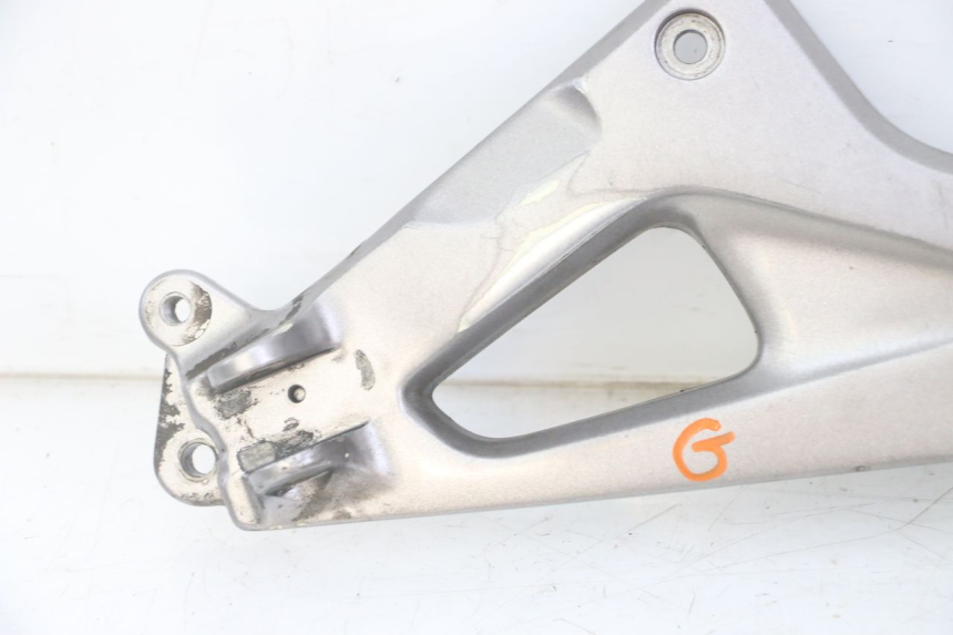 photo de PLATINE CALE PIED AVANT GAUCHE HONDA NTV DEAUVILLE ABS 700 (2007 - 2016)