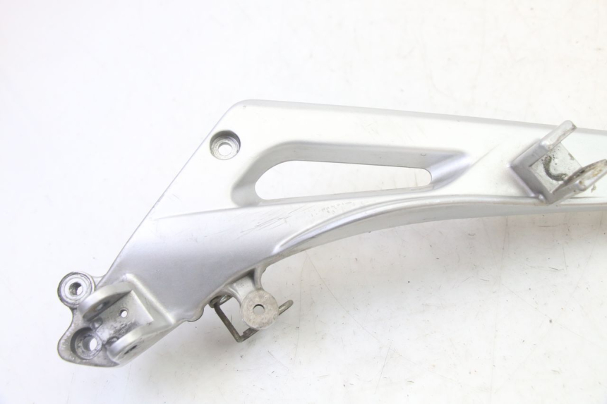 photo de PLATINE CALE PIED AVANT GAUCHE HONDA NTV DEAUVILLE 650 (2001 - 2006)