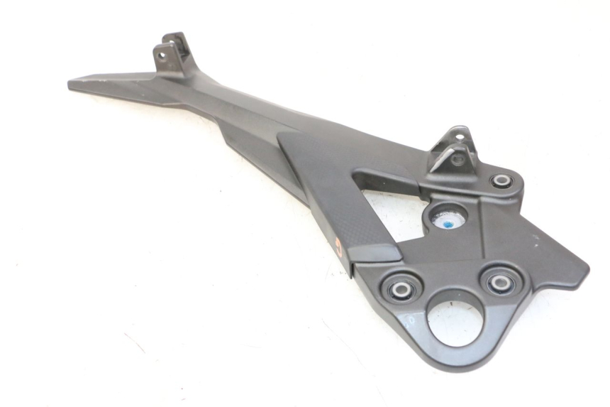 photo de PLATINE CALE PIED AVANT GAUCHE YAMAHA XJ6 ABS 600 (2008 - 2016)