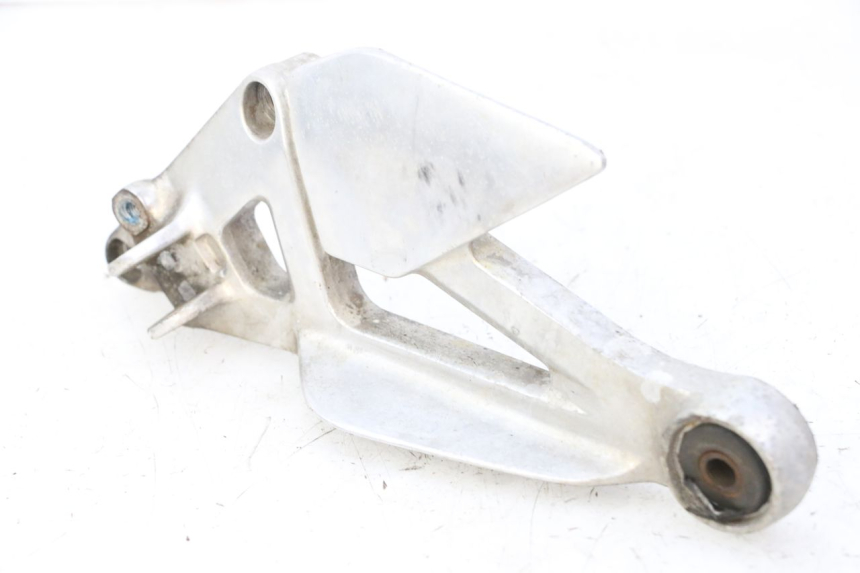 photo de PLATINE CALE PIED AVANT GAUCHE YAMAHA XJN DIVERSION 600 (2000 - 2003)