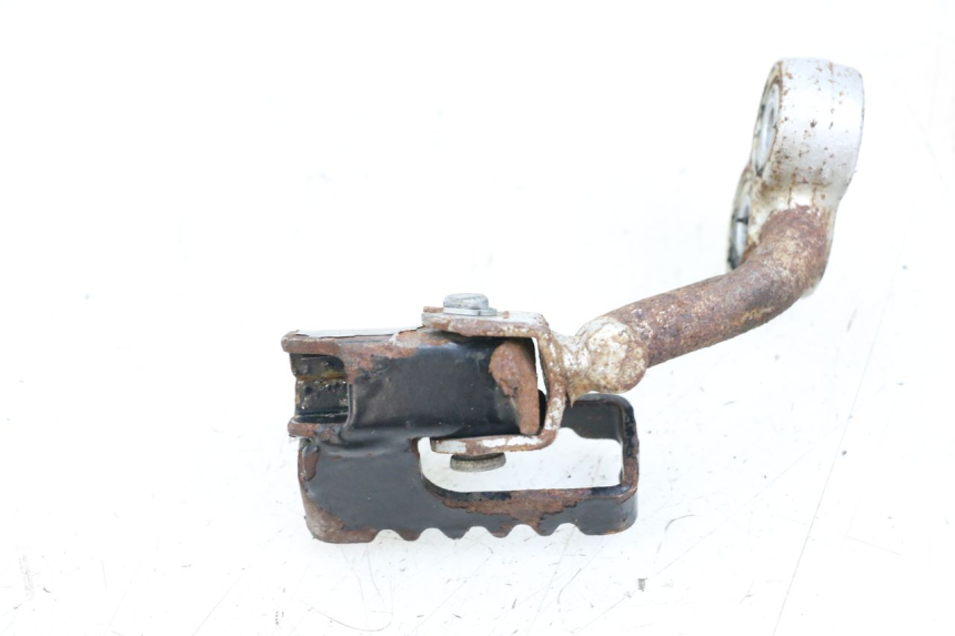 photo de Plateau repose-pied avant gauche HYOSUNG XRX 125 (2000 - 2008)