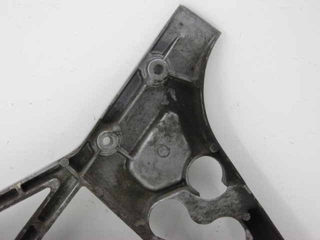 photo de PLATINE CALE PIED AVANT GAUCHE YAMAHA FJ 3CX 1200 (1986 - 1996)
