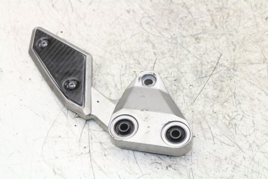 photo de PLATINE CALE PIED AVANT GAUCHE YAMAHA FZ1 FAZER 1000 (2007 - 2009) - Vue principale
