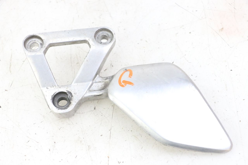 photo de PLATINE CALE PIED AVANT GAUCHE YAMAHA FZS FAZER 600 (2001 - 2003)