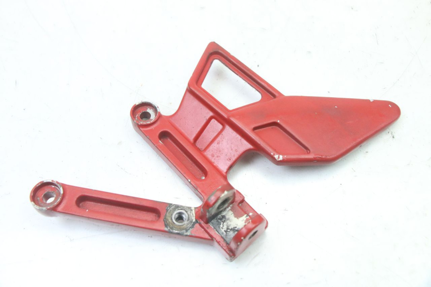 photo de PLATINE CALE PIED AVANT GAUCHE YAMAHA TZR 50 (2008 - 2016)