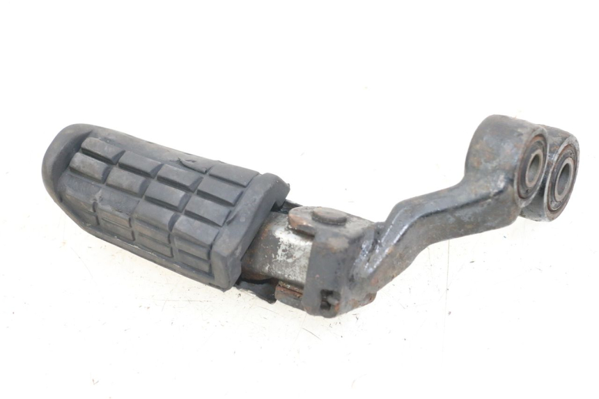 photo de PLATINE CALE PIED AVANT GAUCHE YAMAHA XJ F 900 (1983 - 1994)